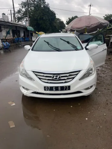 HYUNDAI Sonata 2013