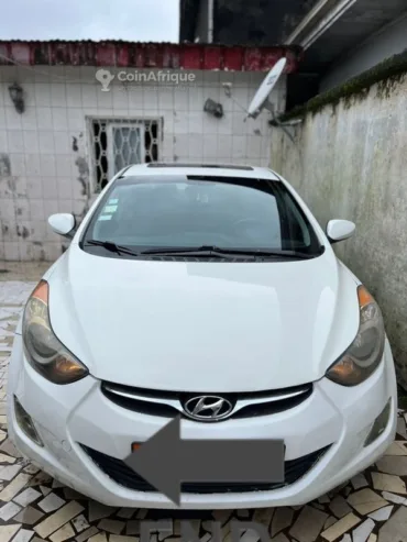 Hyundai Elantra 2013 propre non négociable