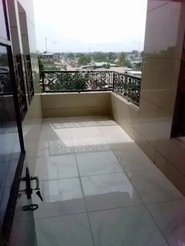 Location Appartement 4 pièces – Douala