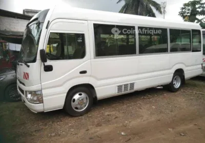 Location Toyota Coaster bus 202030pls