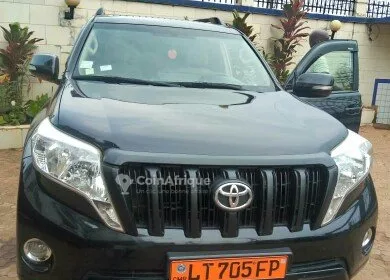 Location Toyota Prado TXL