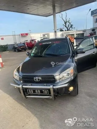 Location Toyota RAV4 2010 4X4