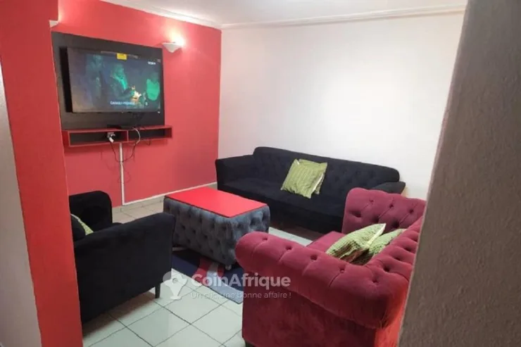 Location appartement meublé 3 pièces – Yaoundé