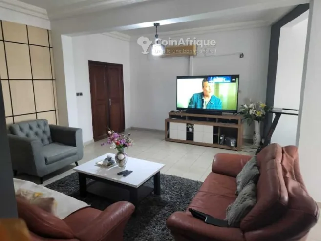 Location appartement meublé – Bonakouamouang