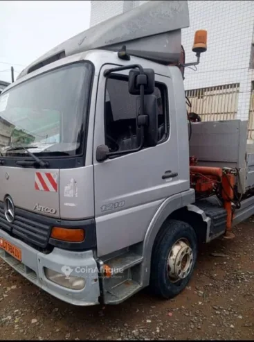 Mercedes-benz Atego 2004