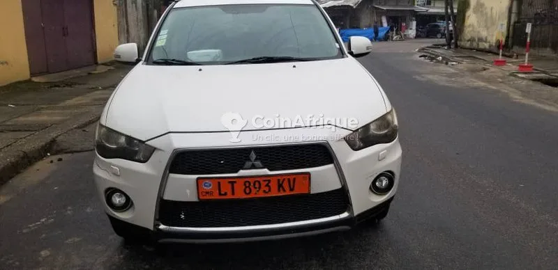 Mitsubishi Outlander Sport 2012