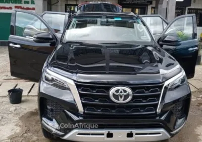 TOYOTA Fortuner 2024