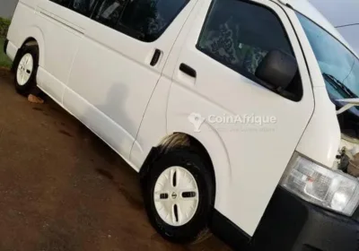 TOYOTA Hiace Zoom 2010