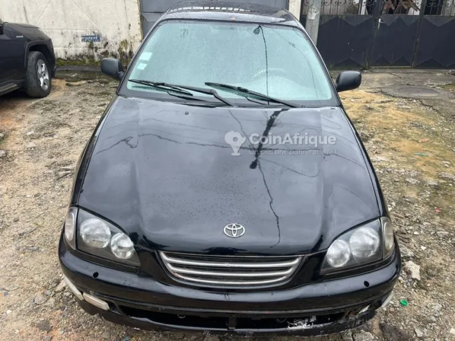 Toyota Avensis 2000