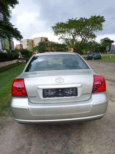 Toyota Avensis 2003