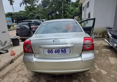 Toyota Avensis 2004