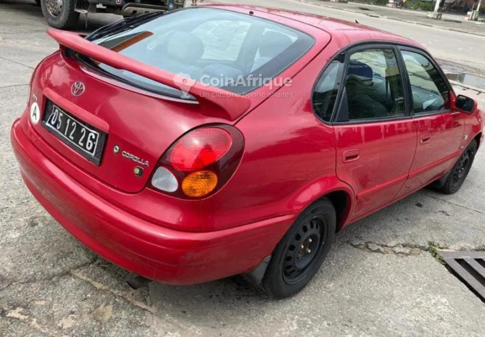 Toyota Corolla 111 2003