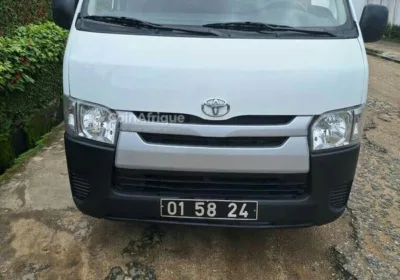 Toyota Hiace 2021