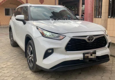 Toyota Highlander XLE 2022