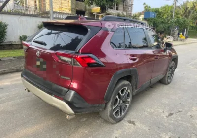 Toyota Rav4 XLE 2020