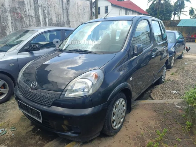 Toyota Yaris Verso 20021