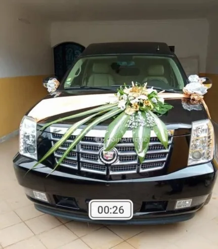 Voiture pour mariage cadillac limousine