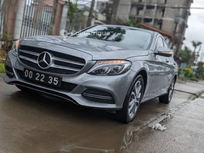 Mercedes-Benz C200 2015