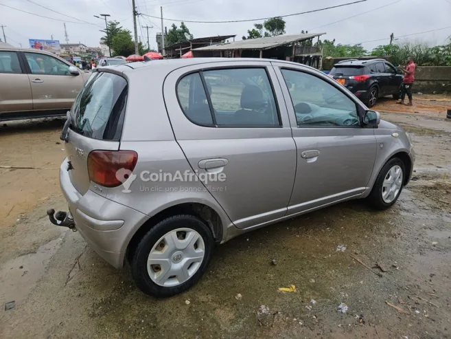 Toyota Yaris 2005