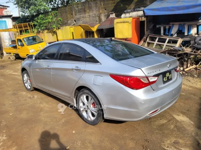 Hyundai Sonata 2012