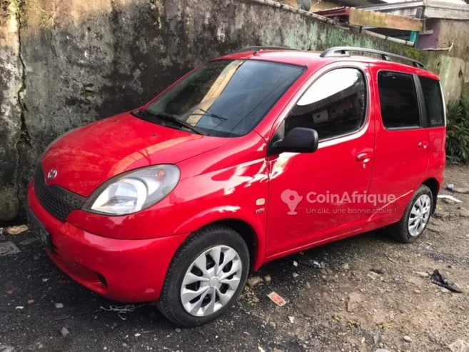 Toyota Yaris Verso 2003