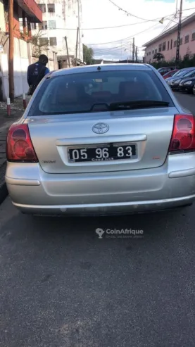 Toyota Avensis 2005