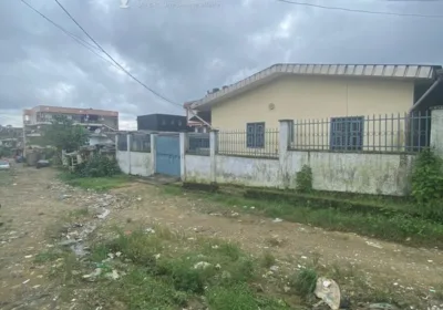 Terrain 400 m² – Douala