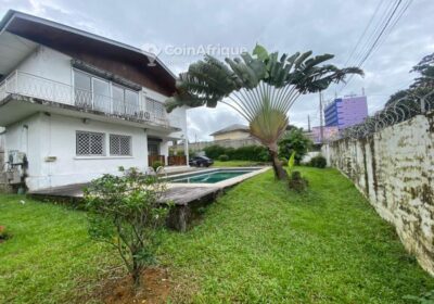 Location villas 13 pièces – Douala