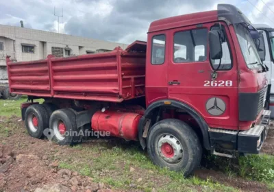 Camion benne mercedes-benz 2628