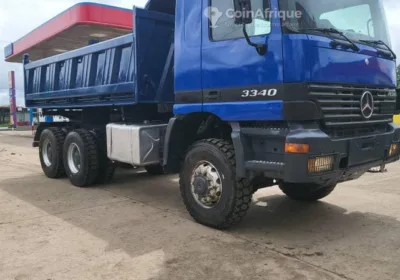 Camion benne mercedes-benz 3340