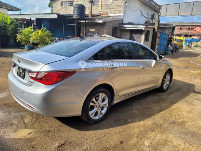 HYUNDAI Sonata 2014