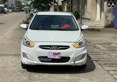 Hyundai Accent 2012