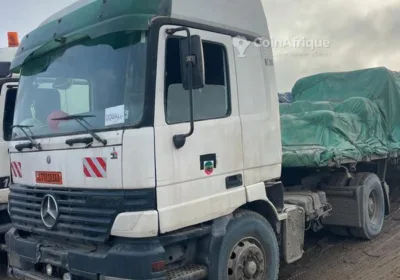 MERCEDES-BENZ Camion Tracteur 1840 2007