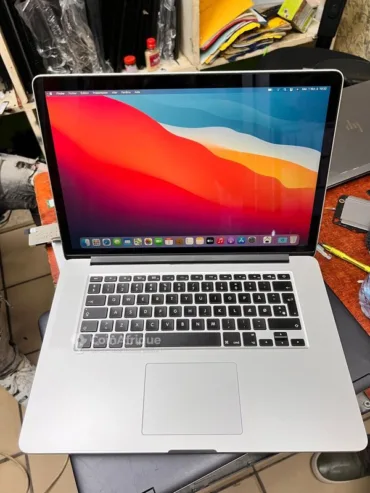 MacBook Pro 256G/16G Ram 2015