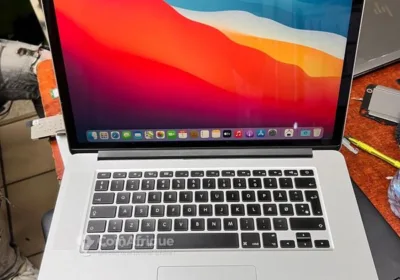 MacBook Pro 256G/16G Ram 2015