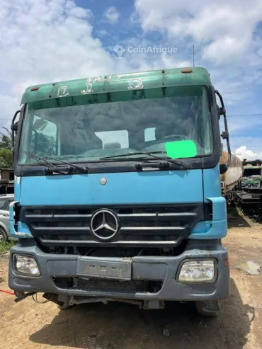 Mercedes-Benz 3848 2000