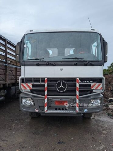 Mercedes-Benz Actros 3240 2011