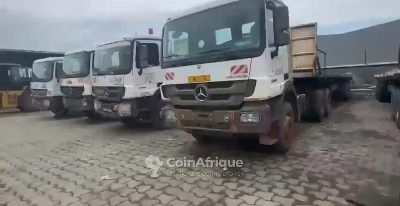 Mercedes-Benz actros 2012