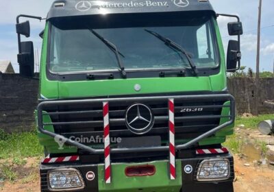 Mercedes-benz actros 2638