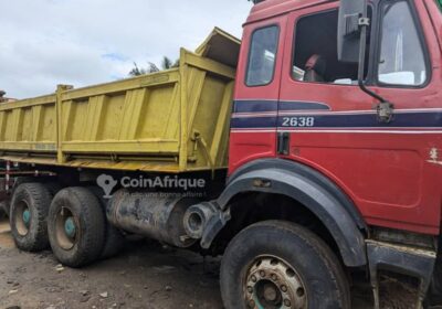 Mercedes-benz camion benne 2638 2003