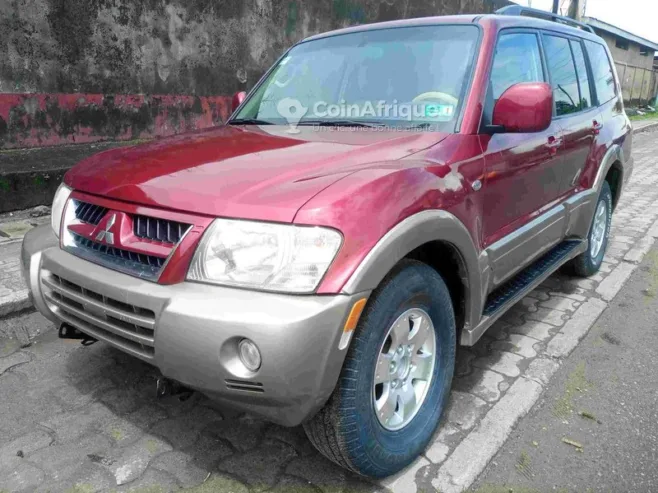 Mitsubishi Pajero 2005