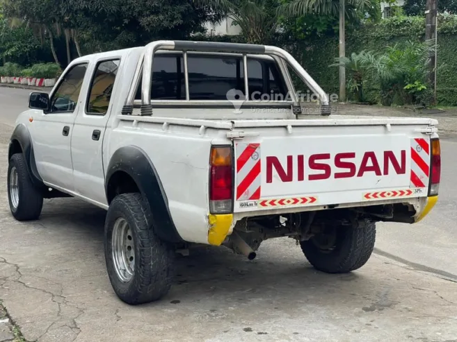 Nissan Hardbody 2010