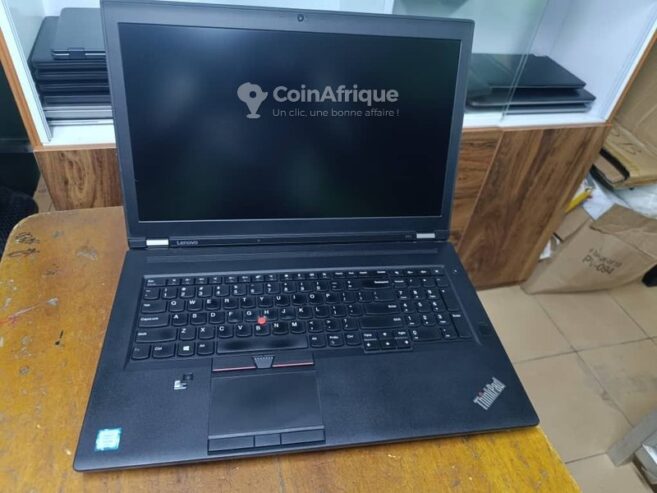 PC Lenovo P17