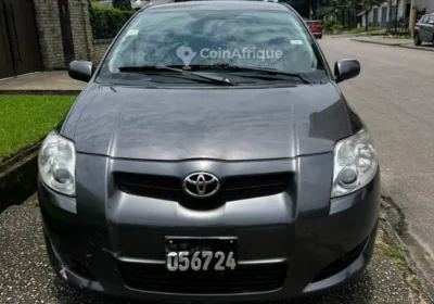 TOYOTA Auris 2012