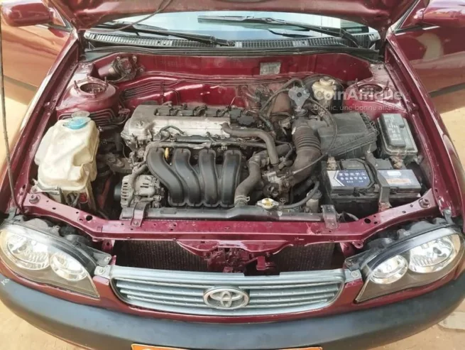 TOYOTA Corolla 2001