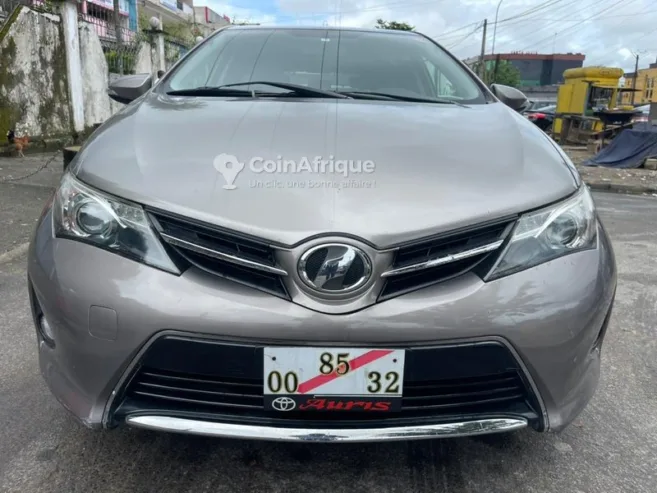 Toyota Auris 2013