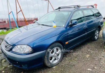 Toyota Avensis 2002