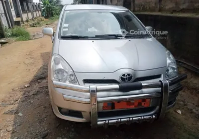 Toyota Corolla Verso 2006