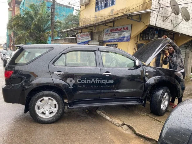 Toyota Fortuner 2013