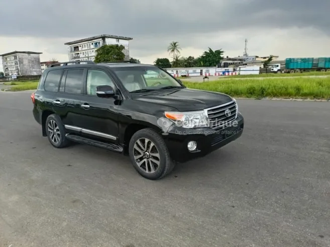 Toyota Land Cruiser 2015